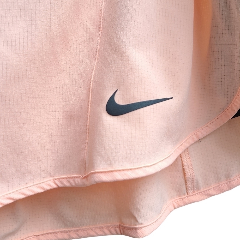 NWT Nike Running Division Side Zip Shorts, Size Large - Picture 13 of 15